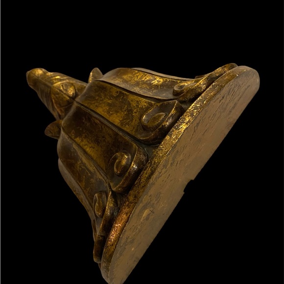 🌸 WALL ACCENT SHELF/DECOR - Picture 5 of 6